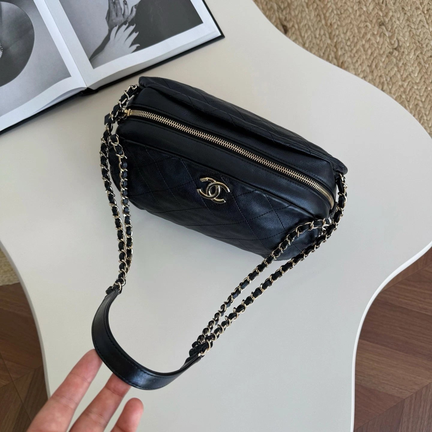 Chanel Calfskin Hobo Chain Shoulder Bag Black Gold Used Women Classic