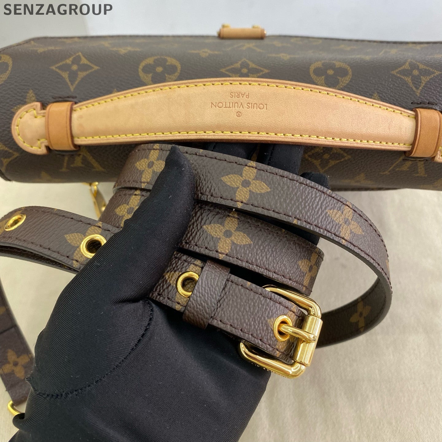 Louis Vuitton Monogram Canvas Pochette Métis Messenger Bag Brown