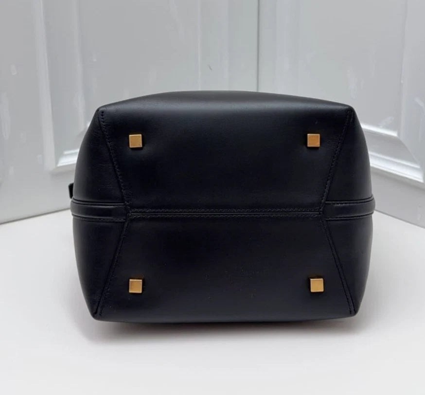 Excellent Saint Laurent LE37 Black Bucket Bag Handbag Crossbody Gold Hardware