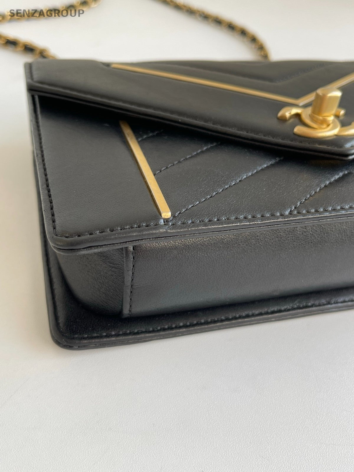 CHANEL V-shaped pattern Calfskin Chain Shoulder bag Black Gold Women