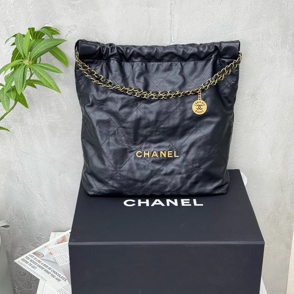 CHANEL 22Bag Black Gold Large Tote Shoulder Bag For Women