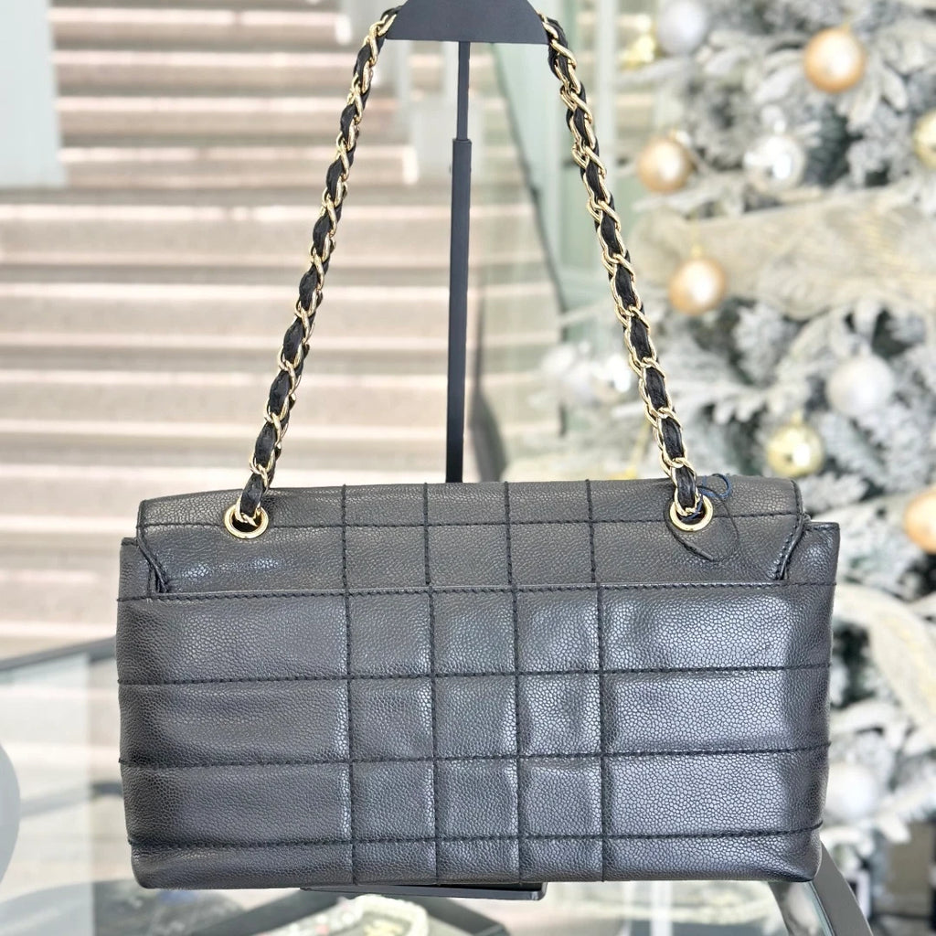 Chanel Vintage Calfskin Chain Shoulder Bag Black Gold Hardware Women S