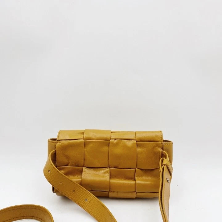 Bottega Veneta CASSETTE Woven Shoulder Crossbody Bag For Women