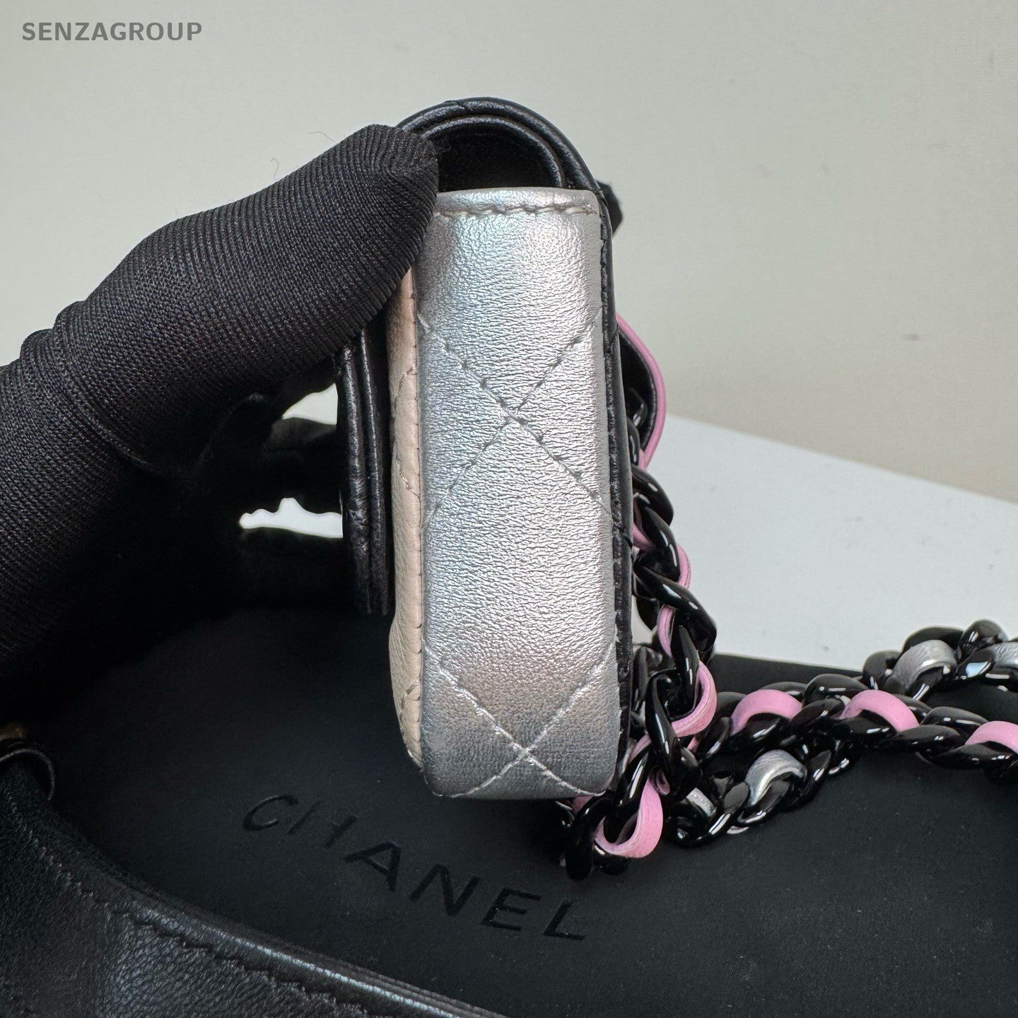 Chanel 23P Lambskin Chain Shoulder Bag Crossbody Pink Black Used Women Classic