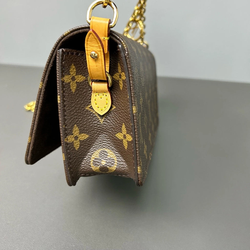Louis Vuitton Canvas Monogram Lily WOC Shoulder Crossbody Bag For Women