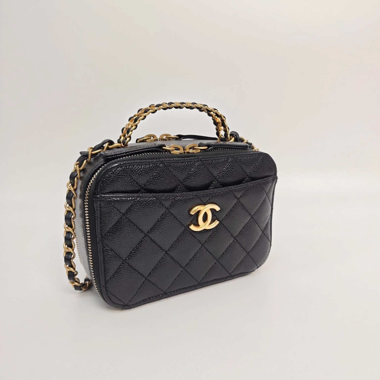 Pre-owned CHANEL 22S Black Gold Calfskin Top Handle Camera Bag For Women