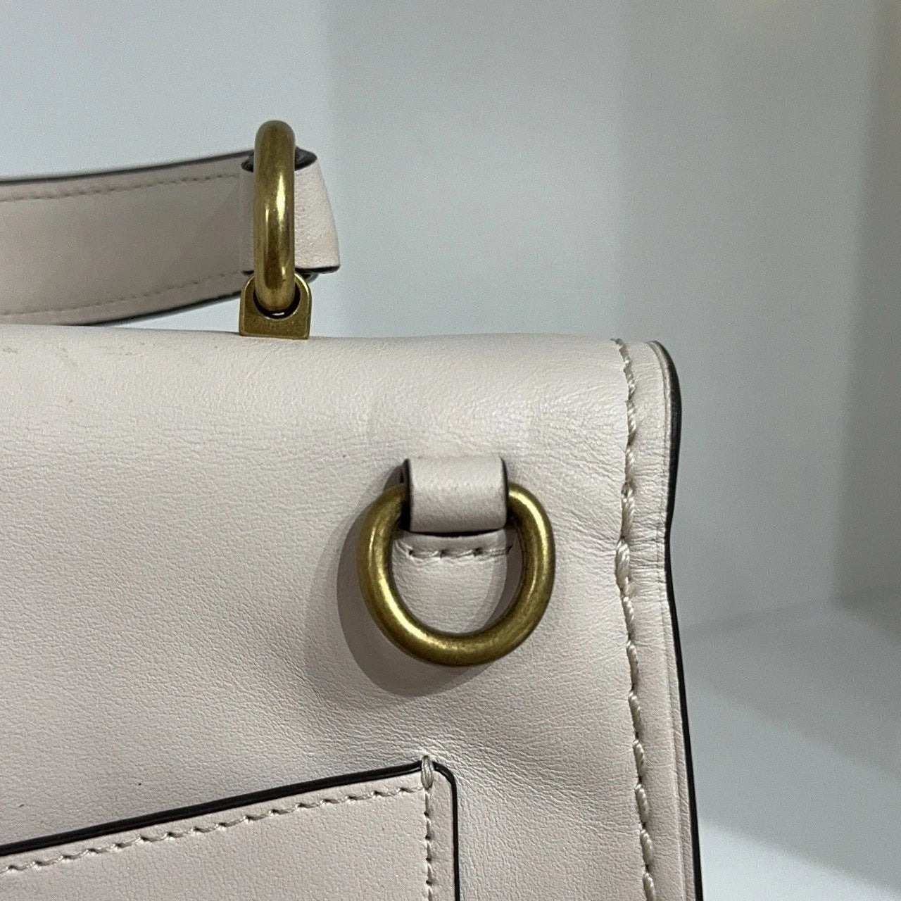 Coach White Leather 23cm Women's Handbag Shoulder Crossbody Bag