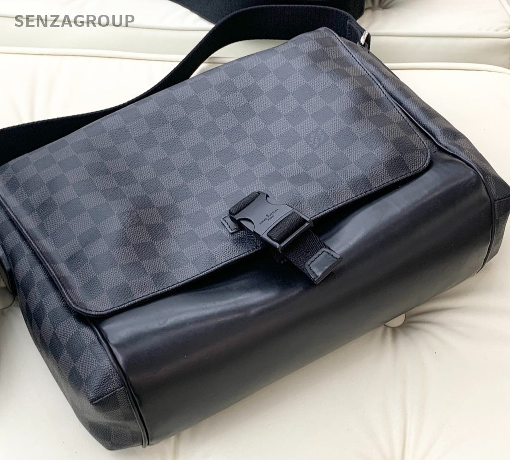 Louis Vuitton Damier Black Crossbody bag