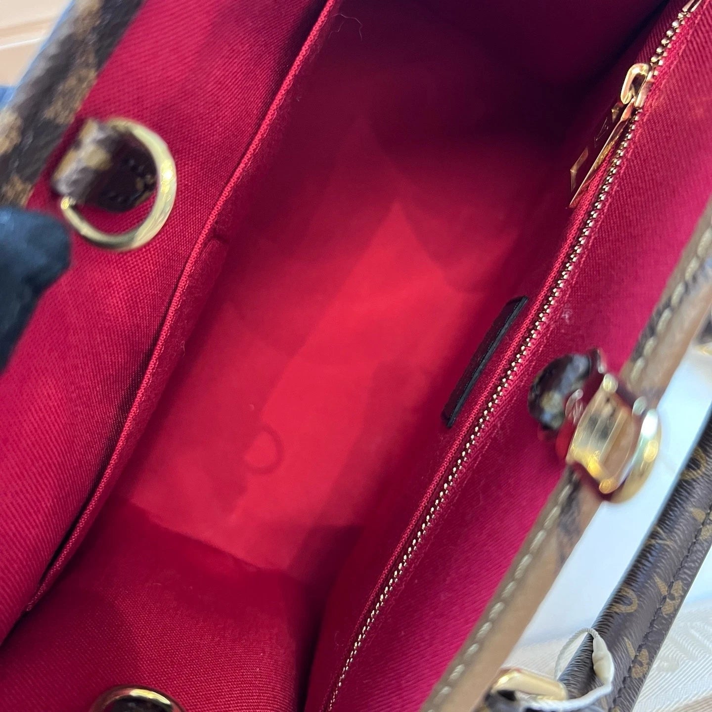 Louis Vuitton Onthego Small Canvas Crossbody Tote Handbag For Women