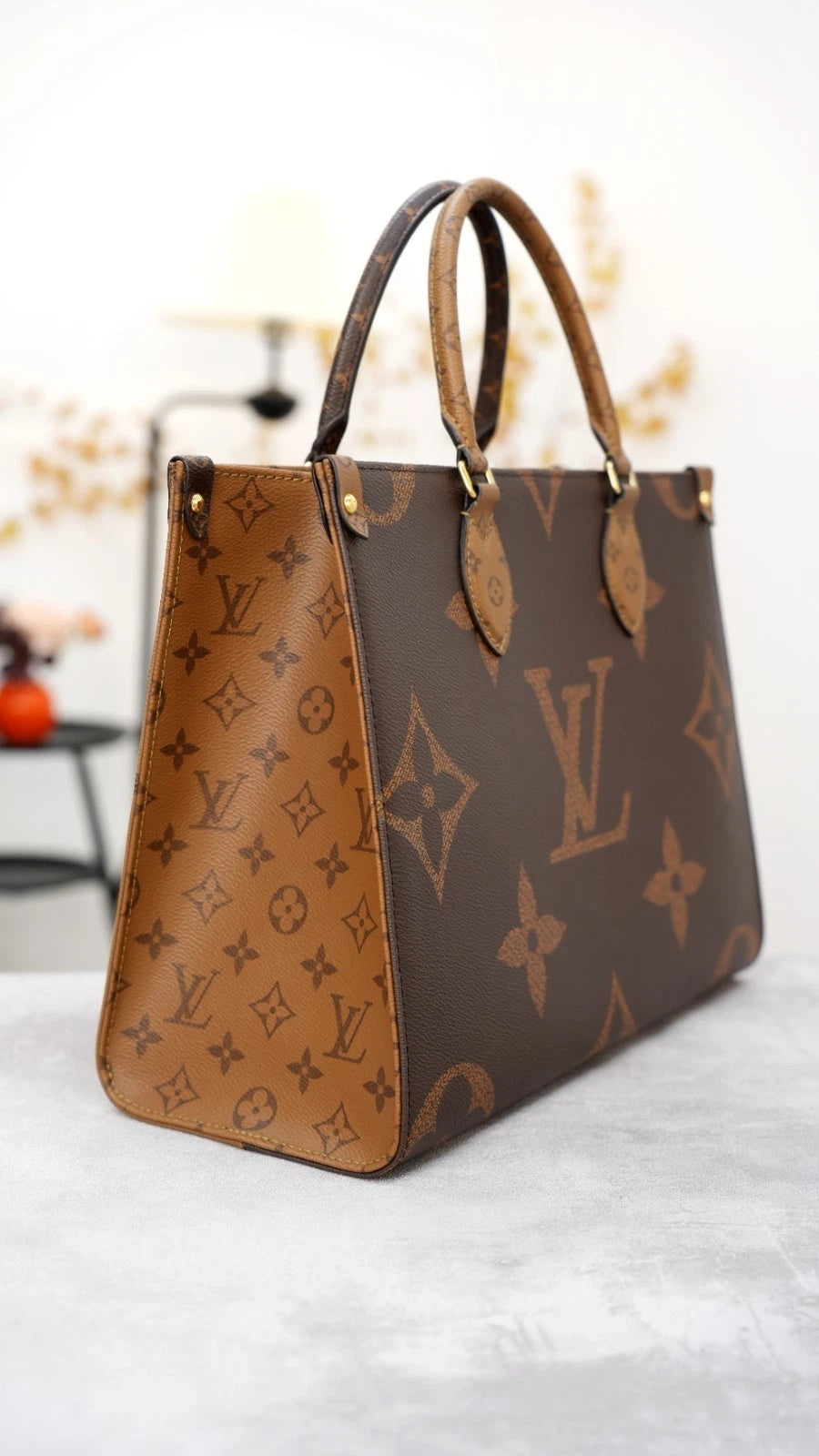 Louis Vuitton OnTheGo MM M45321 Monogram Brown Tote Bag Excellent