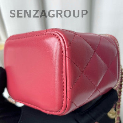 Chanel Classic Red Quilted Chain Box Bag Gold Hardware Women's Fashion