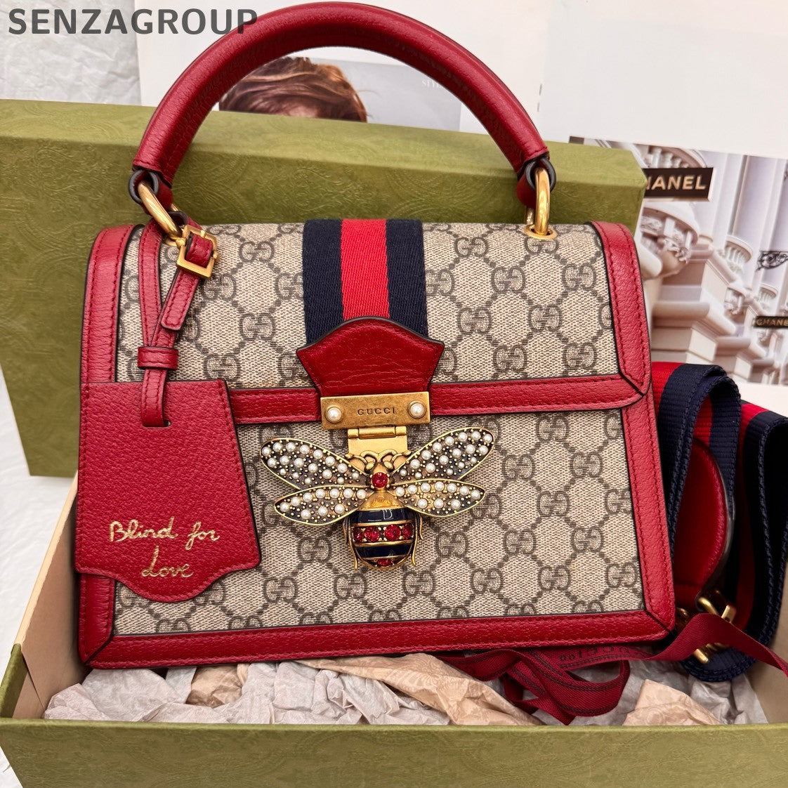 Gucci Queen Margaret Bee Buckle Shoulder Handbag - Women's Classic