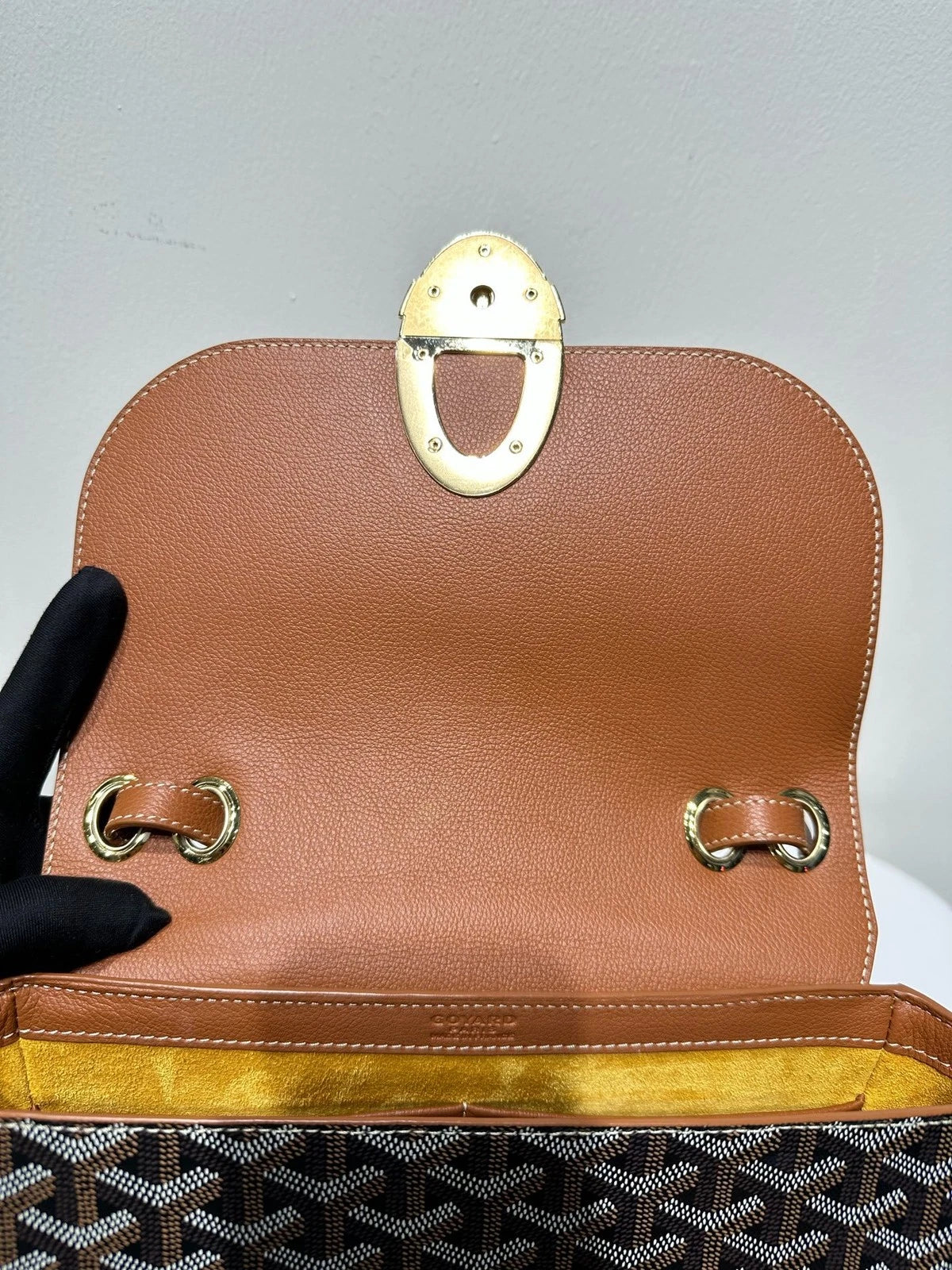 Goyard 233 Brown Leather Messenger Shoulder Crossbody Bag For Women