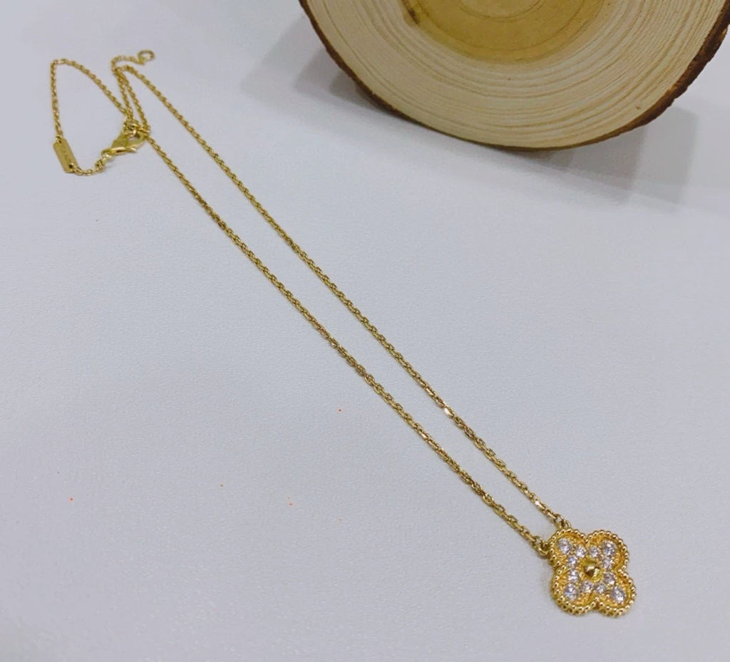 Van Cleef &amp; Arpels Vintage Alhambra 18K Yellow Gold Pendant Necklace 12 Diamonds