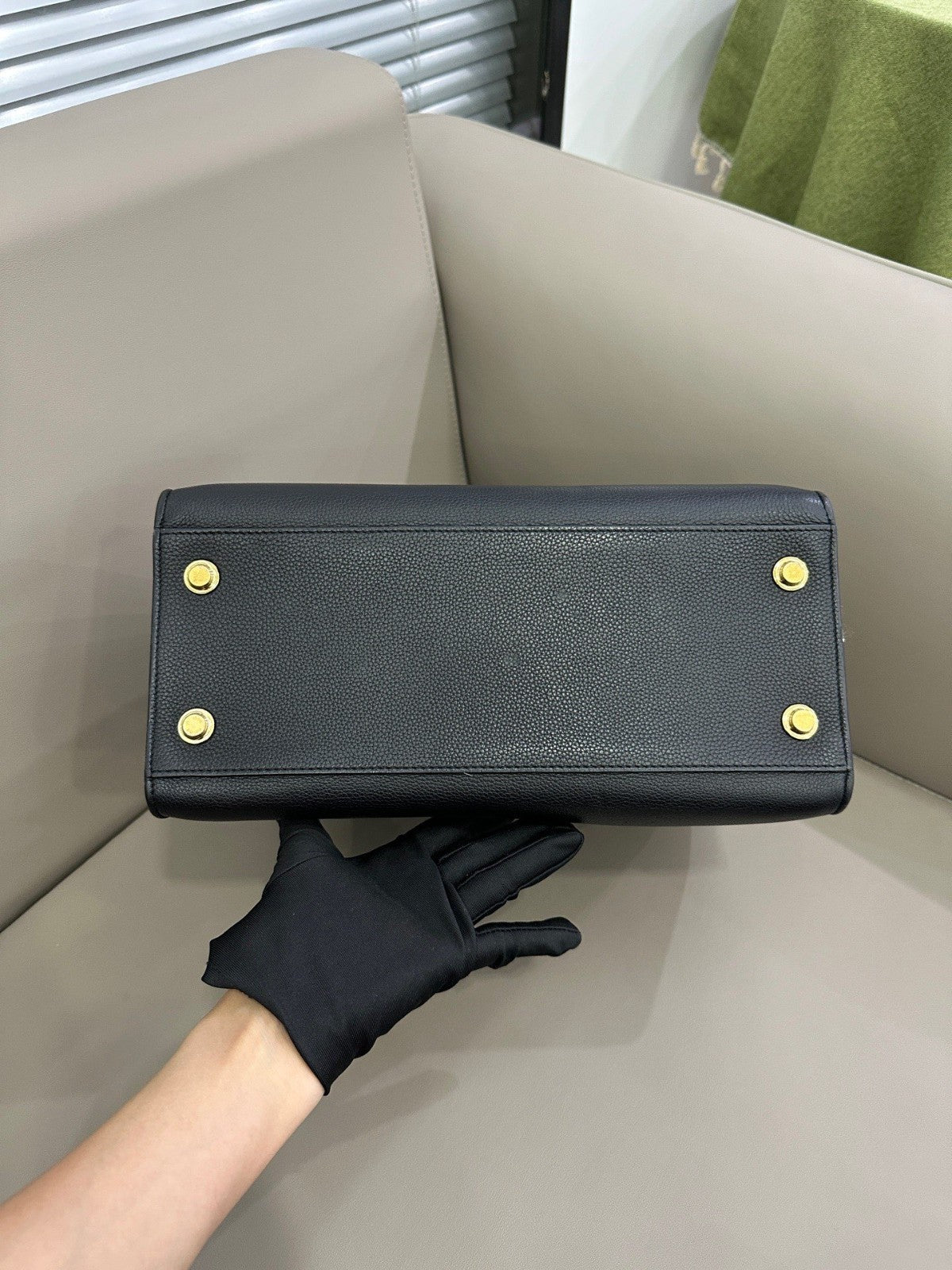 Louis Vuitton City Steamer Top Handle Calfskin Handbag Black Gold Women