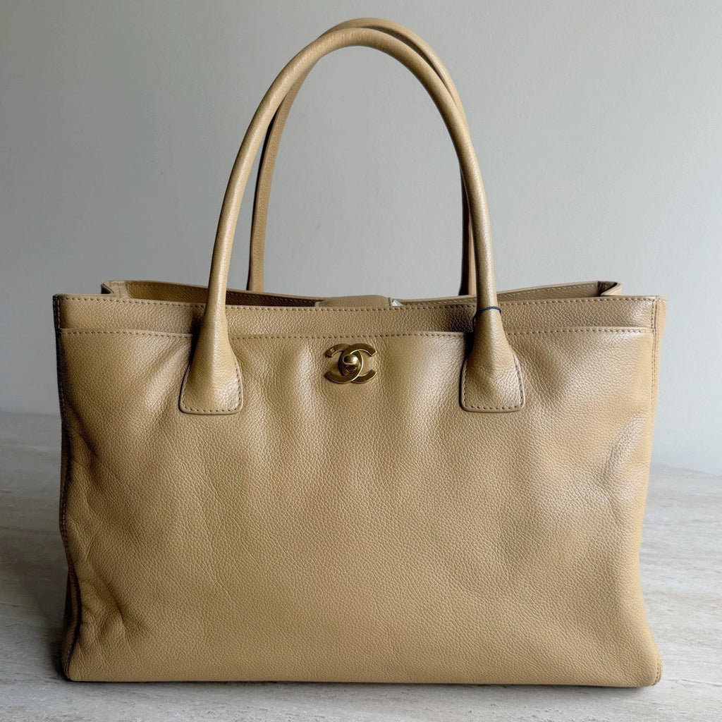 Chanel Cerf Calfskin Leather Tote Beige Handbag Gold Hardware Turn Lock