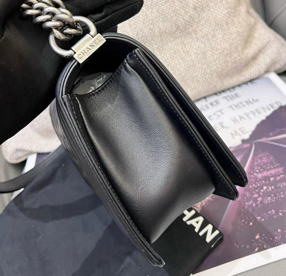Chanel Leboy MM Calfskin Chain Shoulder Bag Crossbody Black Silver Women Classic