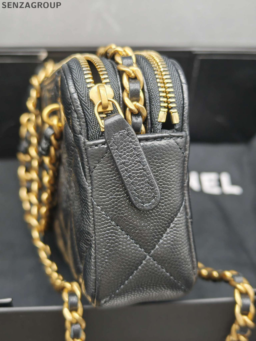 Chanel Quilted Phone Bag Chain Crossbody Shoulder Bag Classic Women
