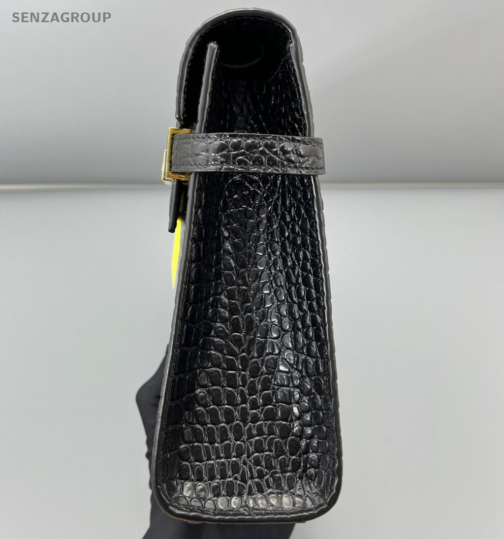 Saint Laurent Manhattan MM Shoulder Bag Crossbody Black Gold Women Classic