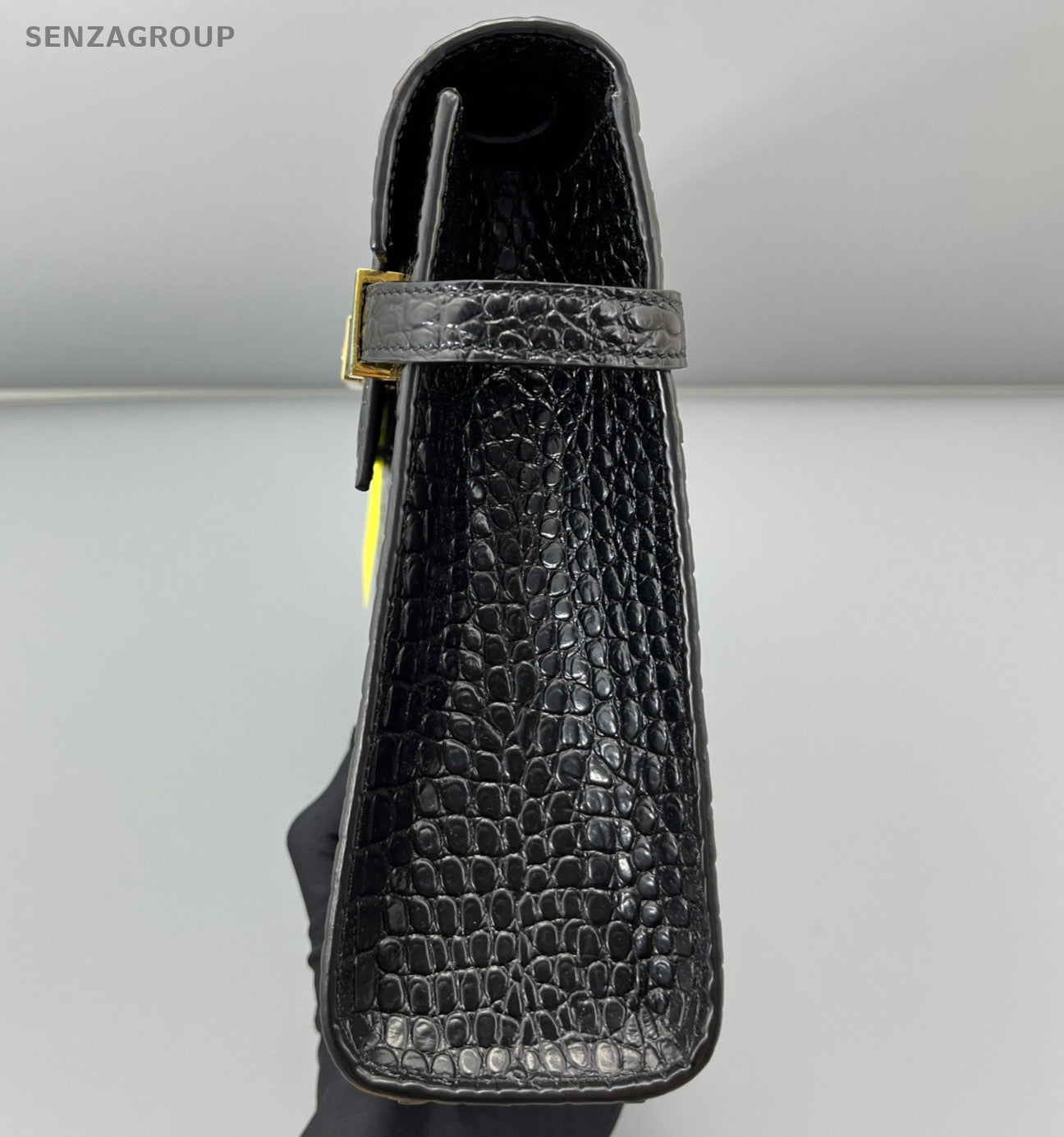 Saint Laurent Manhattan MM Shoulder Bag Crossbody Black Gold Women Classic