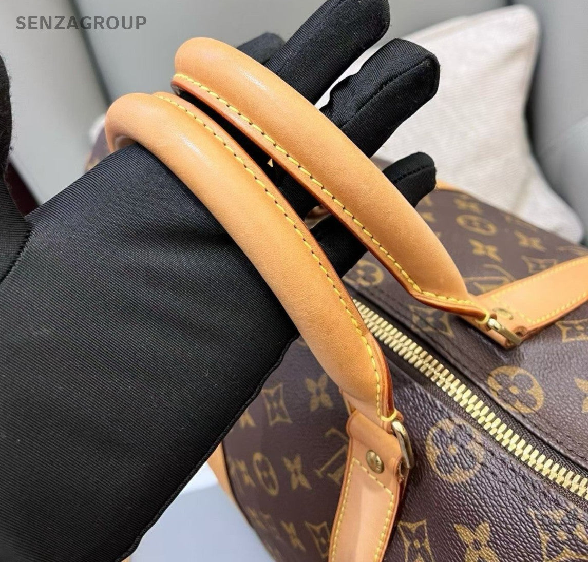 Louis Vuitton Keepall Monogram Top Handle Shoulder Bag Crossbody Unisex Adults