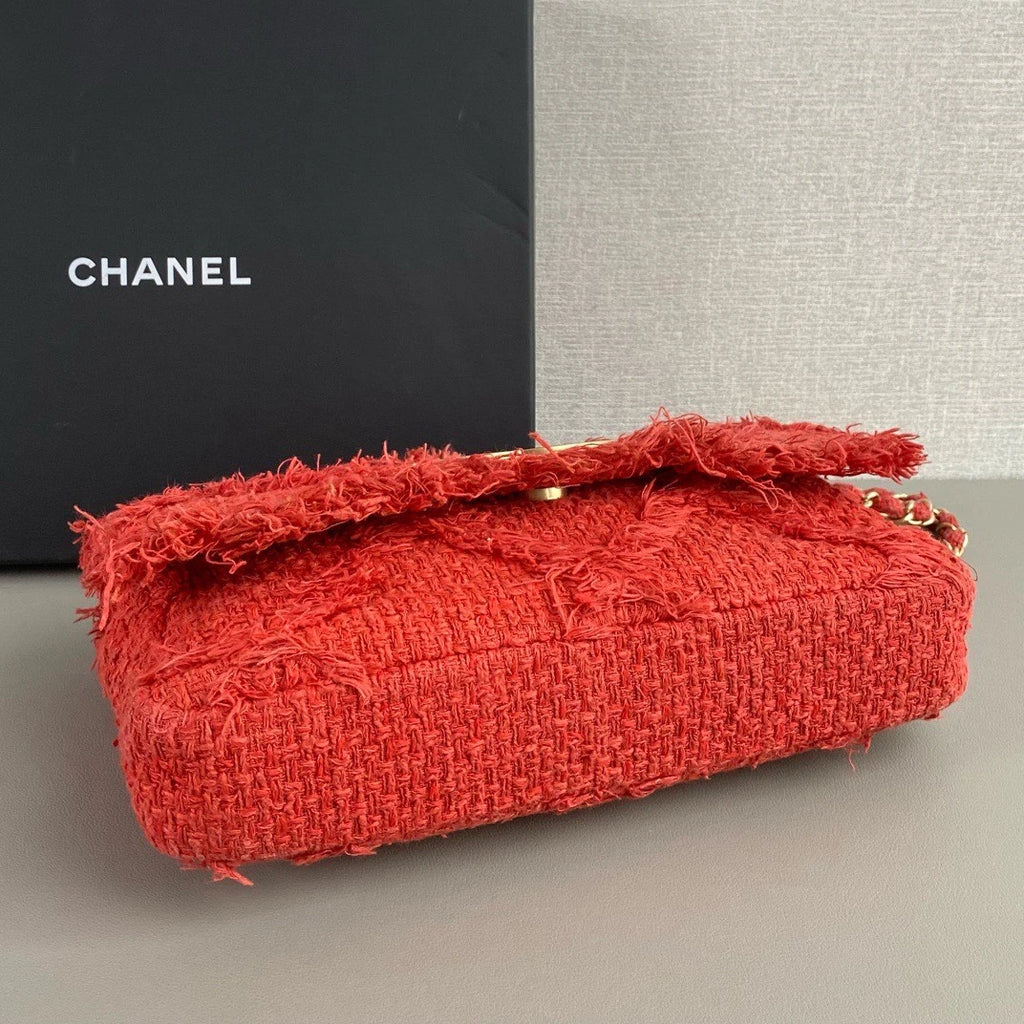 Chanel CC Logo Chain Shoulder Bag Red Gold Women Classic