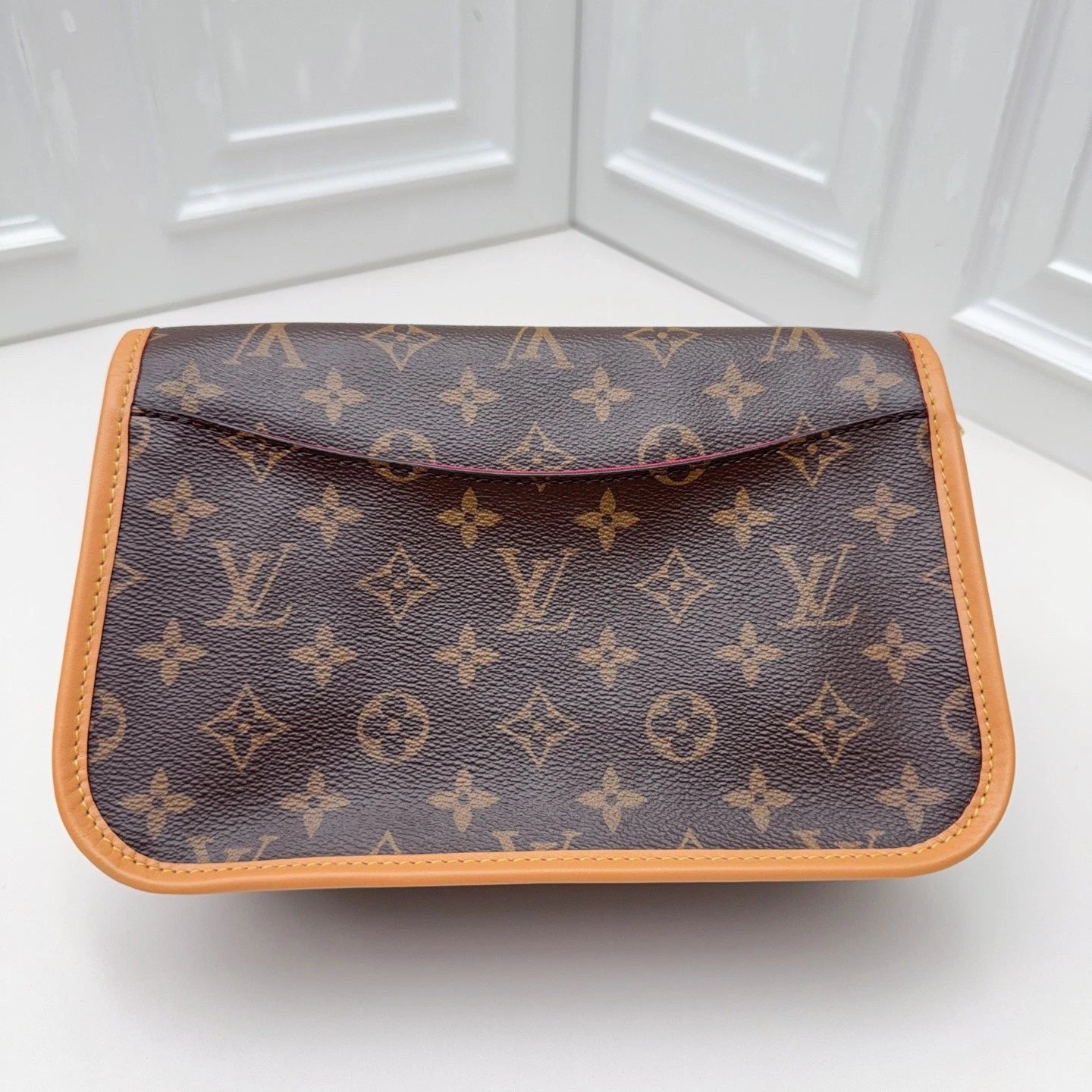 Louis Vuitton Diane Monogram Canvas Red Shoulder Bag Crossbody Excellent