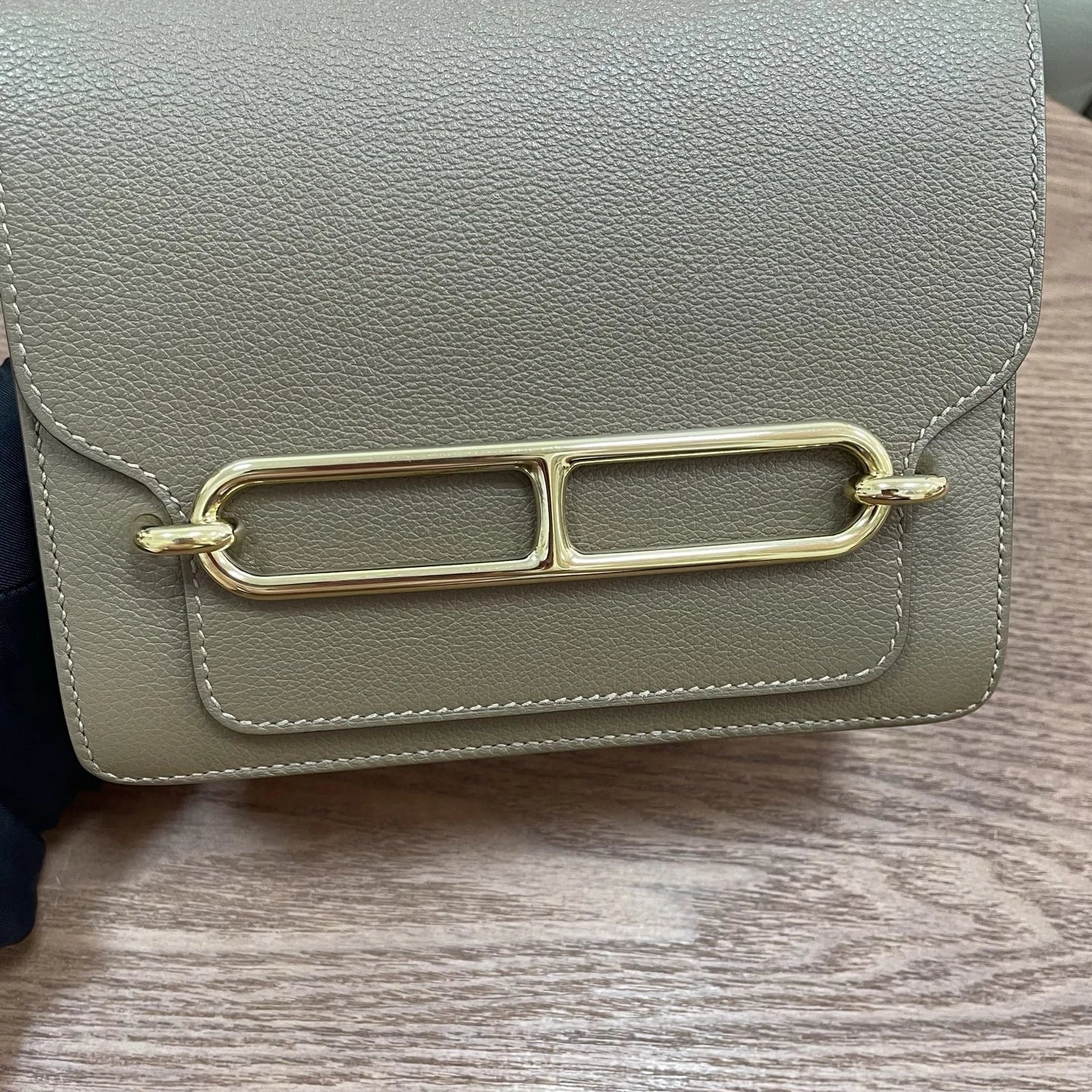 Hermes Roulis19 Evercolor Leather Shoulder Crossbody Gray Gold Women Classic