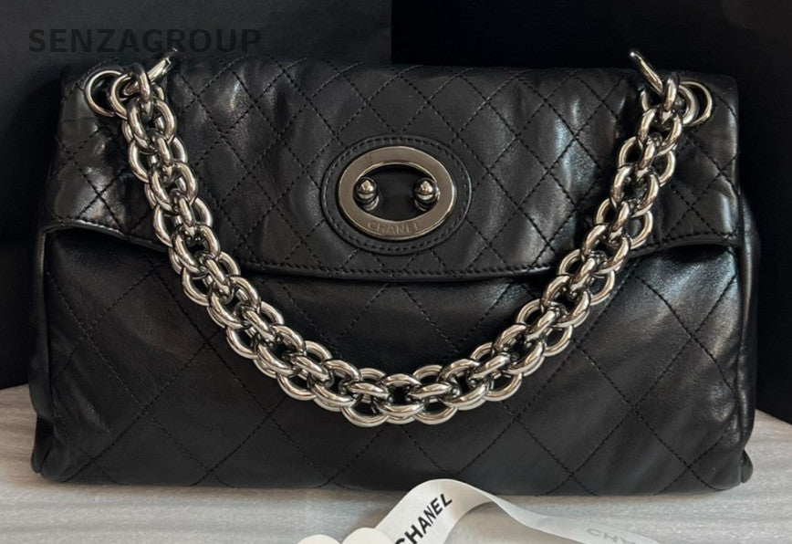 Chanel Diamond Pattern Chain Shoulder Bag Black Silver Used Women Classic