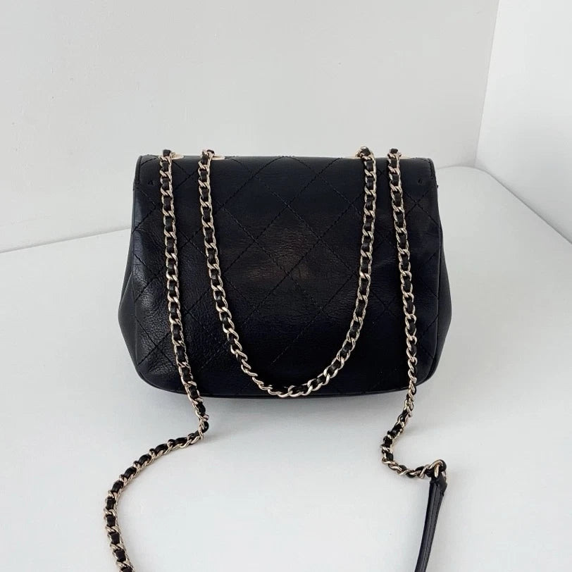 Authentic Chanel Calfskin Diamond Gold Chain Black Shoulder Bag Crossbody