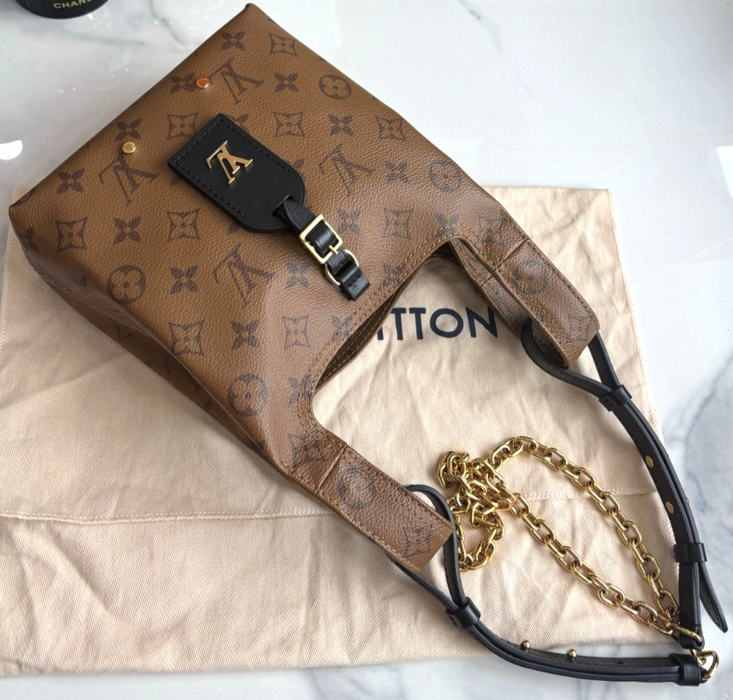 Louis Vuitton Monogram Atlantis BB Handbag Crossbody Chip Version