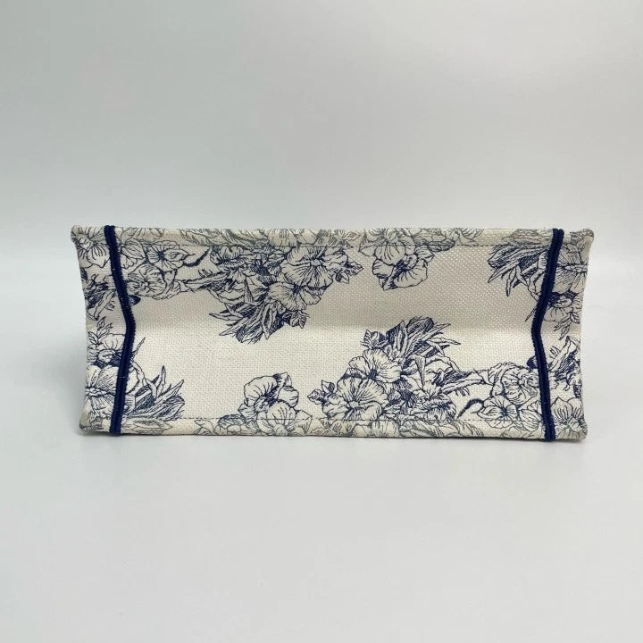 Authentic Dior Blue Embroidered Medium Tote Handbag For Women