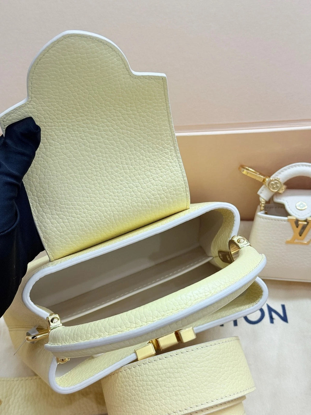 Louis Vuitton Yellow Mini Capucines 2-in-1 Calfskin Top Handle Bag For Women
