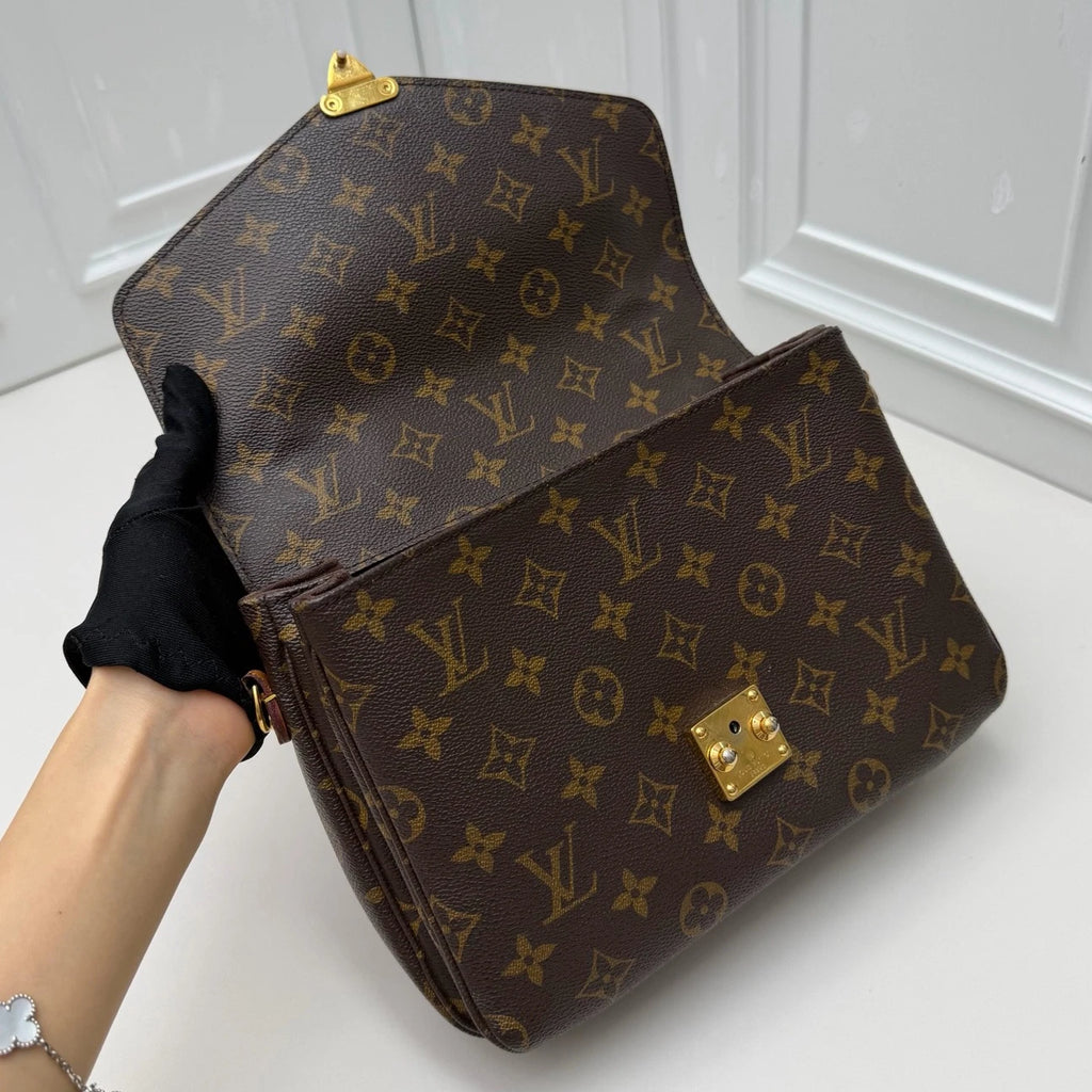 Louis Vuitton Metis Pochette Monogram Shoulder Crossbody Brown Gold Women