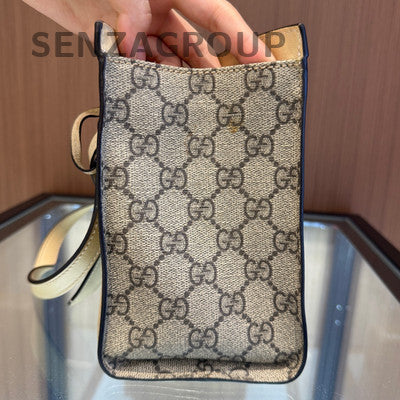 Gucci Padlock Shoulder Bag Brown Gold Hardware Classic Fashion Women