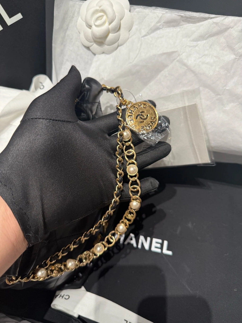 New CHANEL 22 Mini Tote Detachable Pearl Chain Shoulder Bag For Women