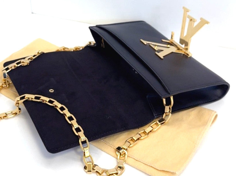 Louis Vuitton Chain louise Logo Chain Strap Crossbody Shoulder bag Calfskin