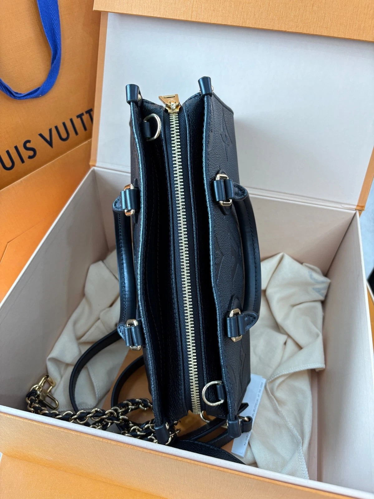 Louis Vuitton OnTheGo Canvas Black Gold Tote Bag Excellent
