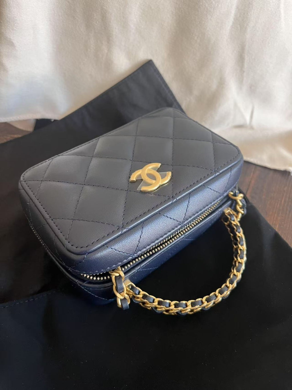 CHANEL 22K  Camera bag mini Top Handle Chain Strap Crossbody Brand NEW