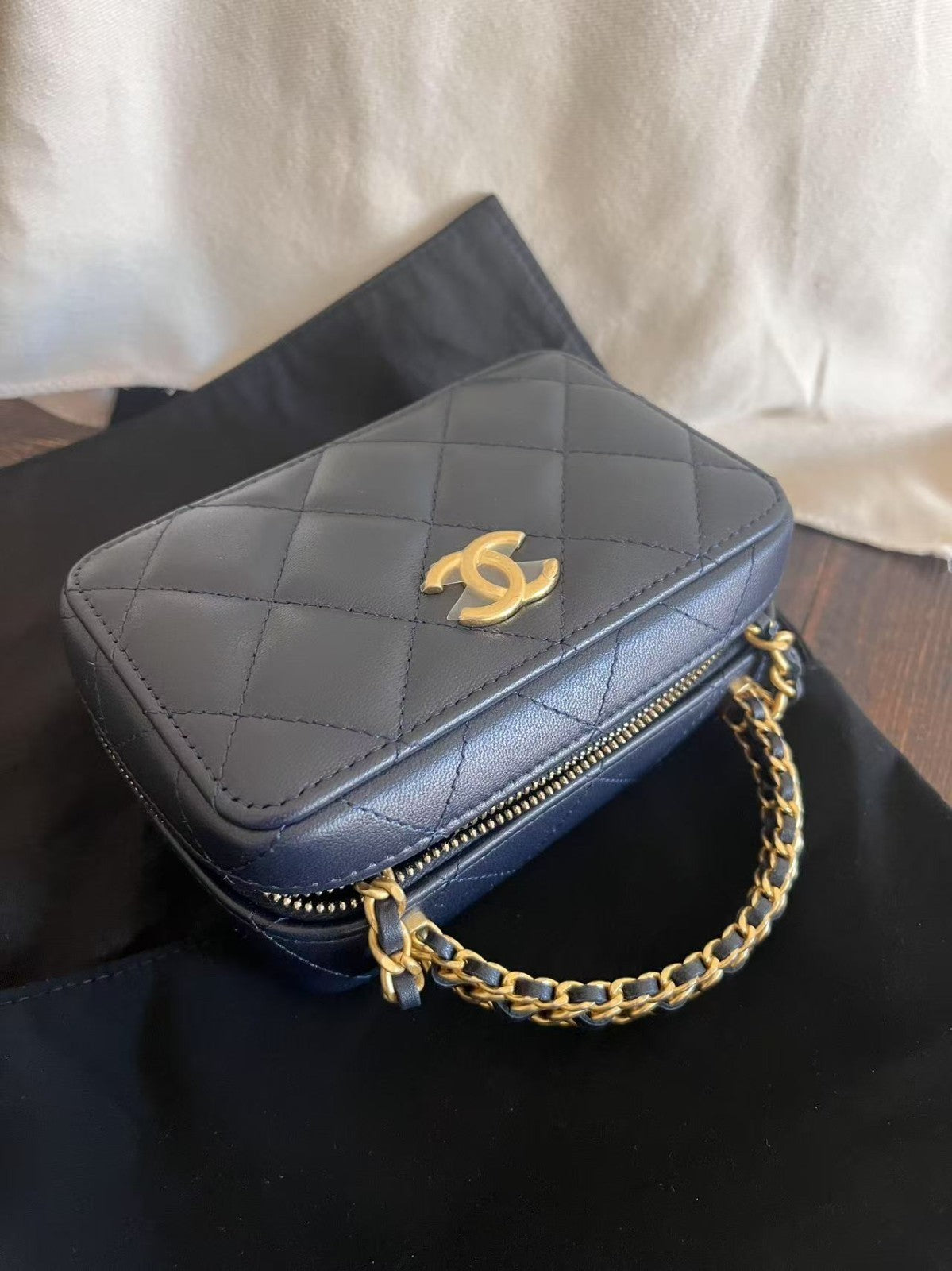 CHANEL 22K  Camera bag mini Top Handle Chain Strap Crossbody Brand NEW