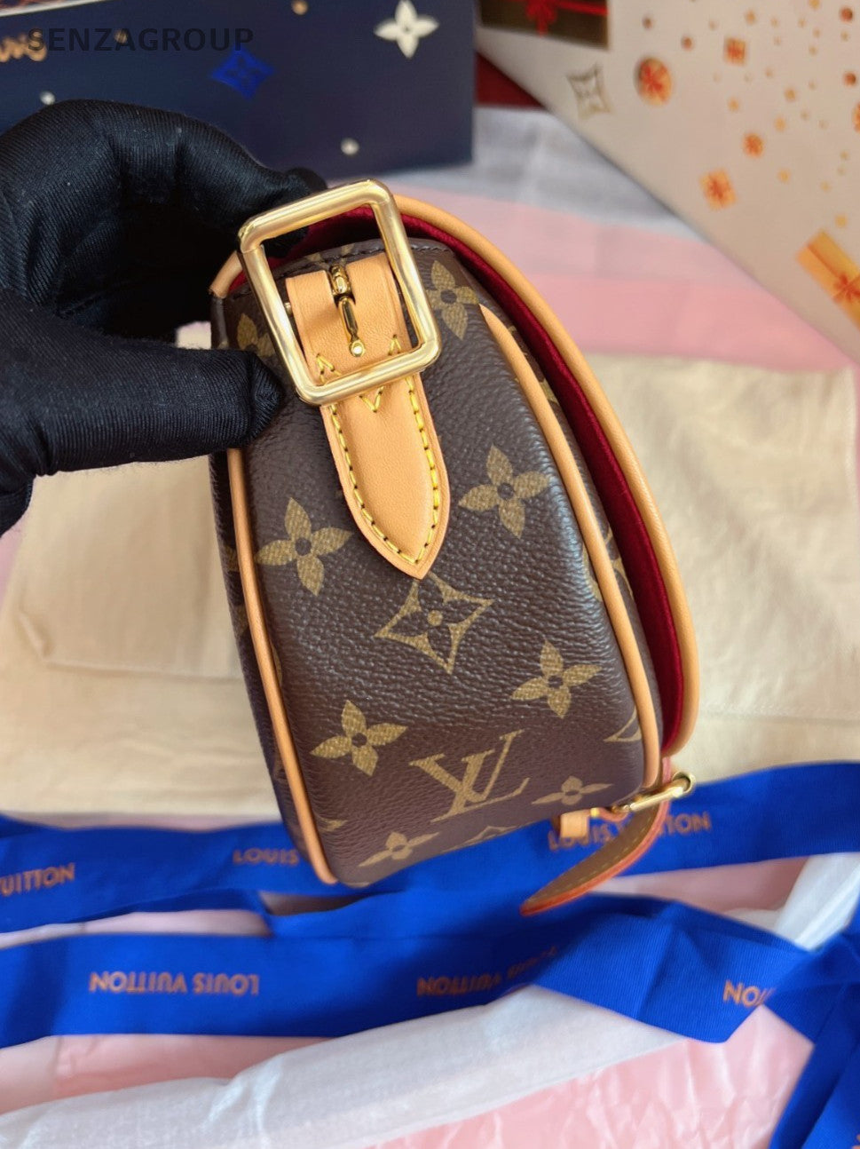 Louis Vuitton Saddle Monogram Shoulder bag Crossbody Women Brown