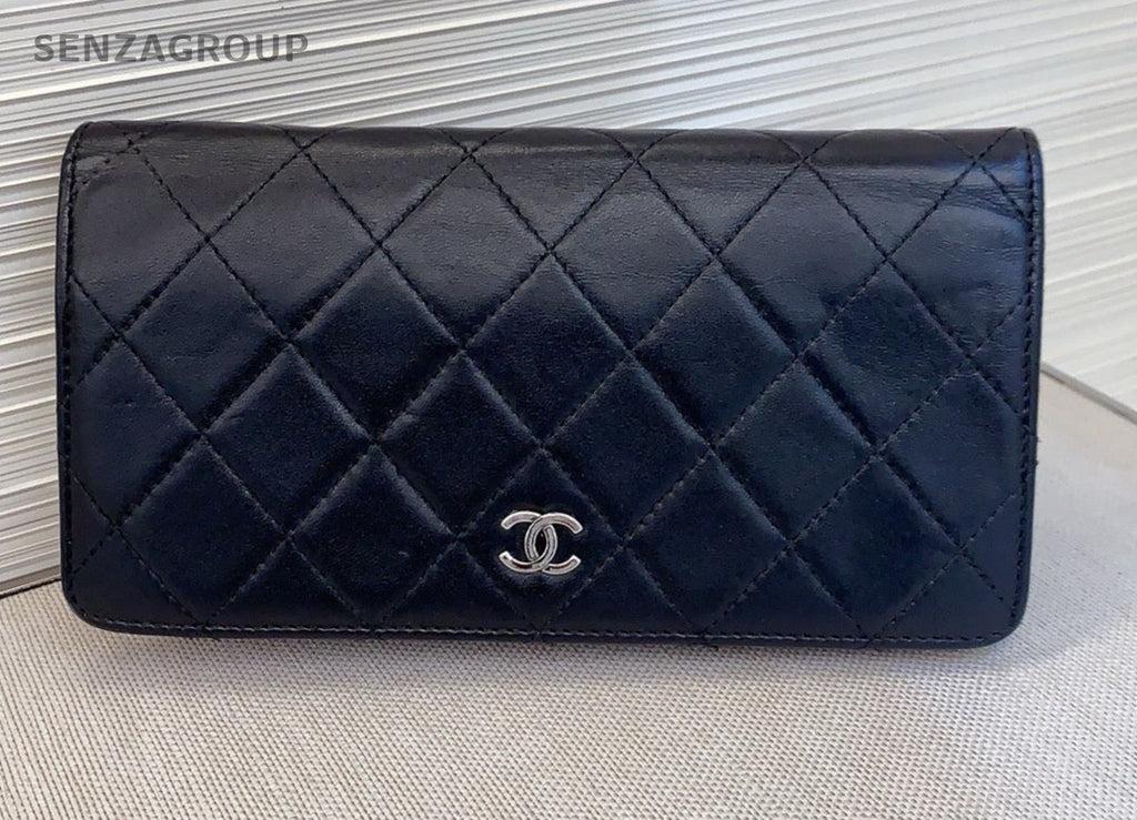 Chanel Quilted Clutch Wallet Black Women