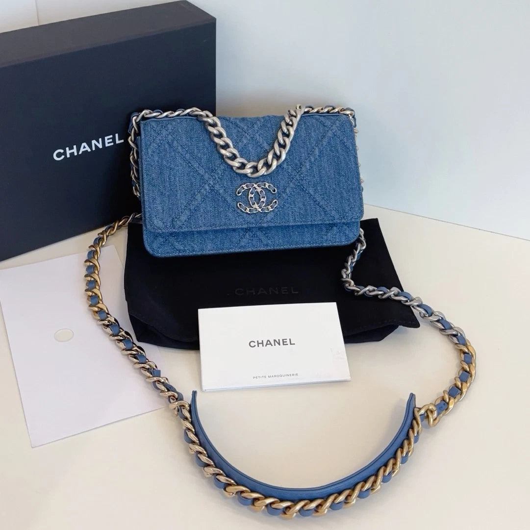 Chanel 19Bag Denim Chain Top Handle Crossbody Blue Gold Used Women Classic