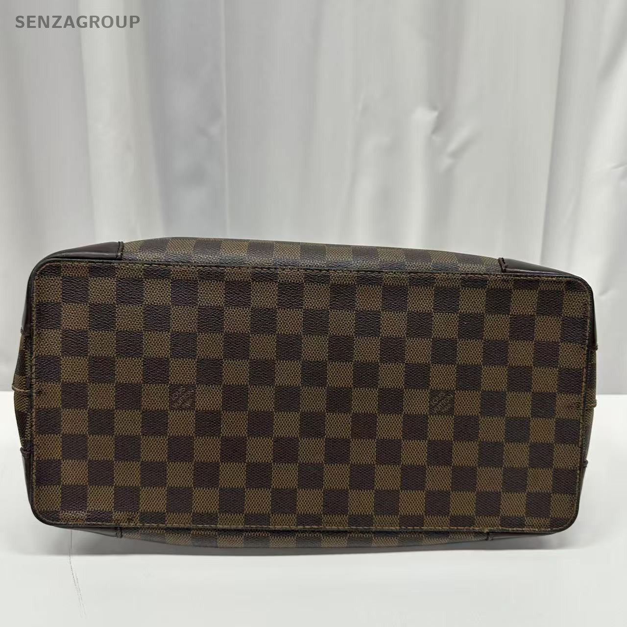 Louis Vuitton Damier Monogram Hampstead MM Shoulder bag