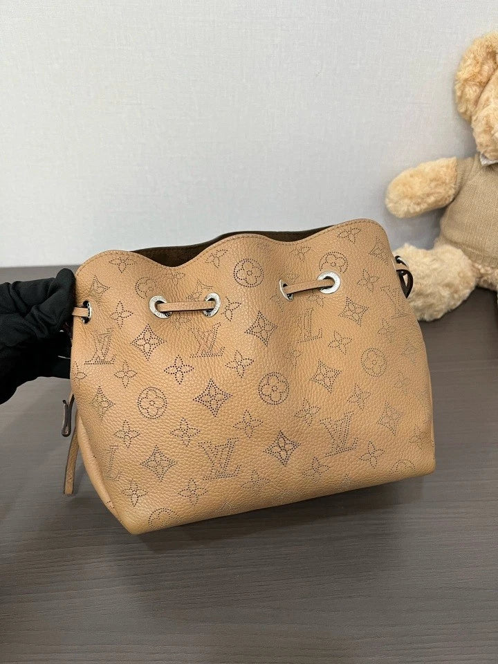 Louis Vuitton Bella Monogram Shoulder Bag Crossbody