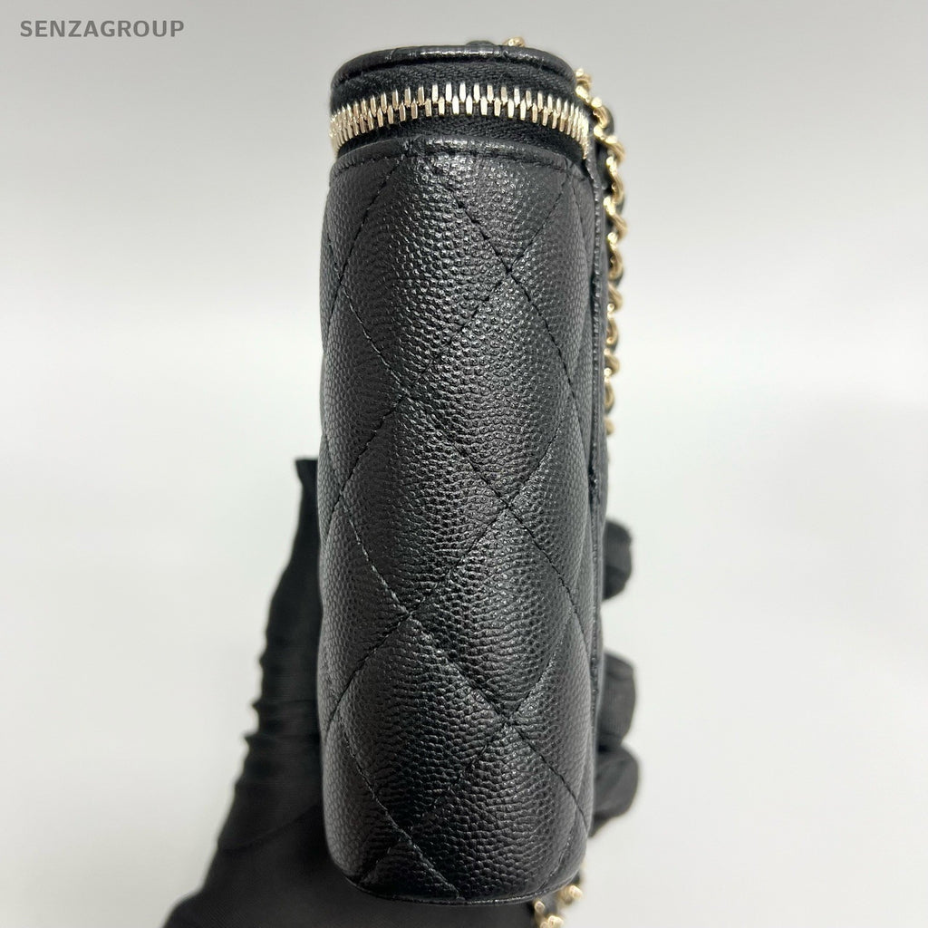 Chanel Calfskin Diamond Chain Shoulder Bag Crossbody Black Gold Used Women