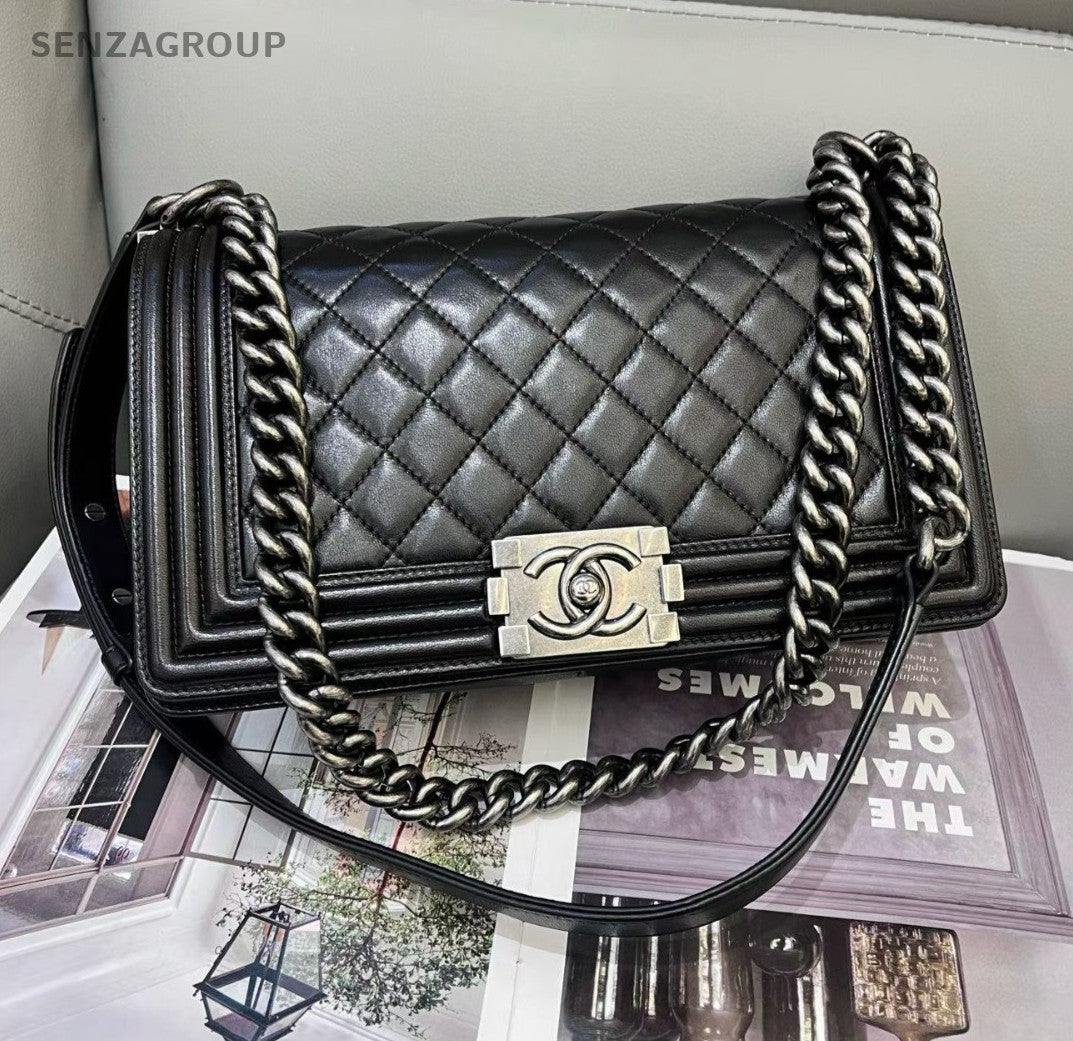 CHANEL Lebody MM Lambskin Chain Shoulder bag Black Silver Women Classic