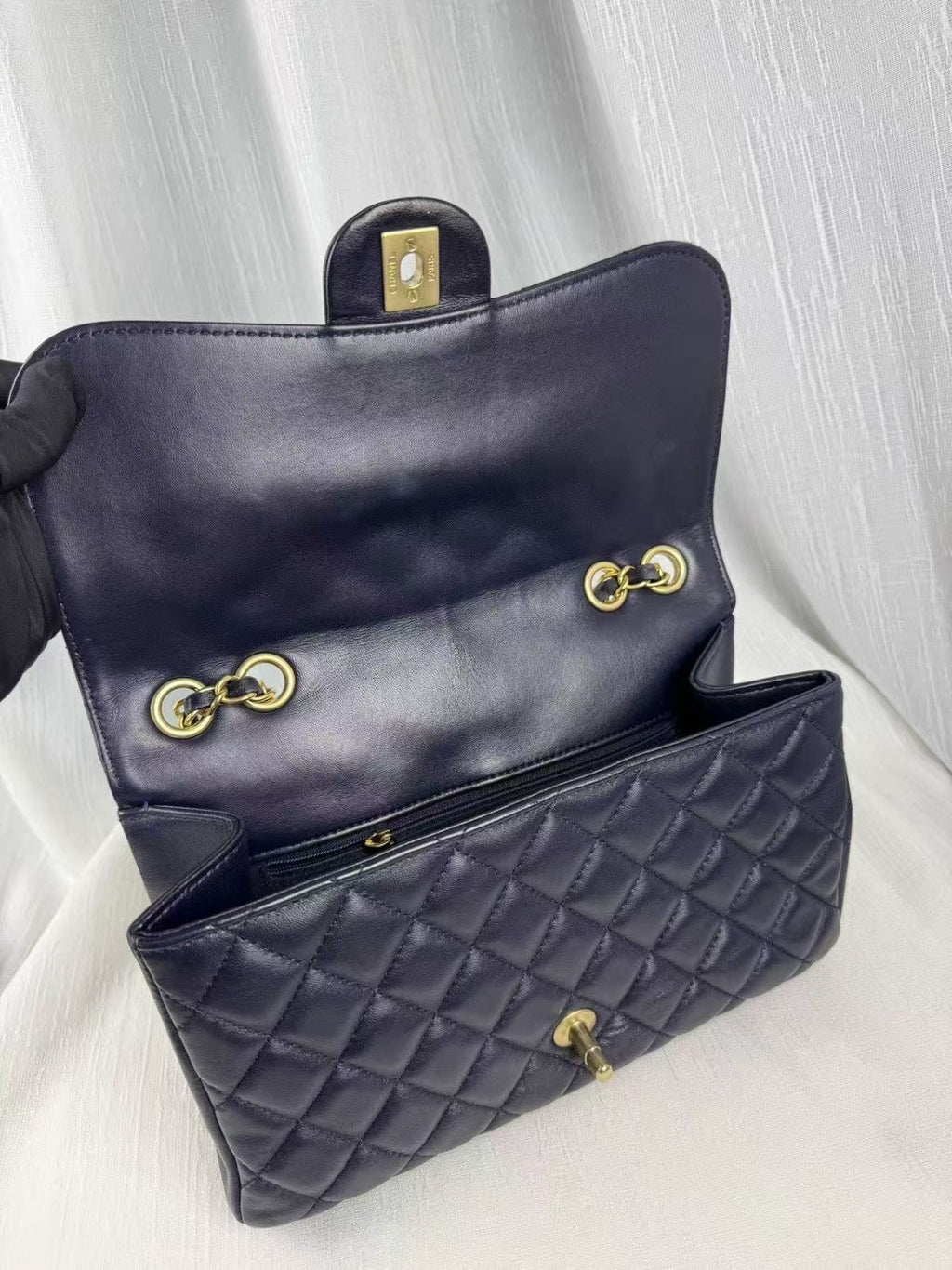 CHANEL Classic Flap MM Lamskin Chain Shoulder bag Crossbody Black-blue Women