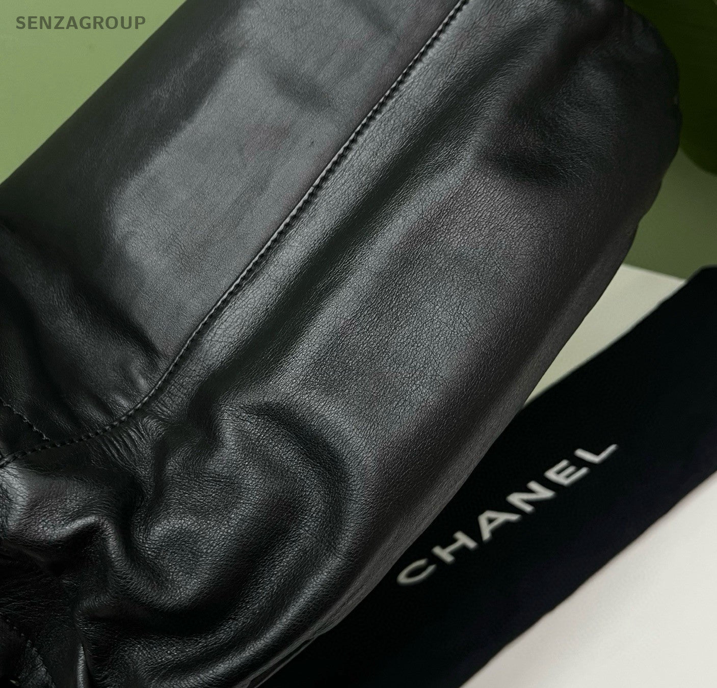 Chanel Acrylic Chain CC Logo Shoulder Bag Black Women Classic Fashion
