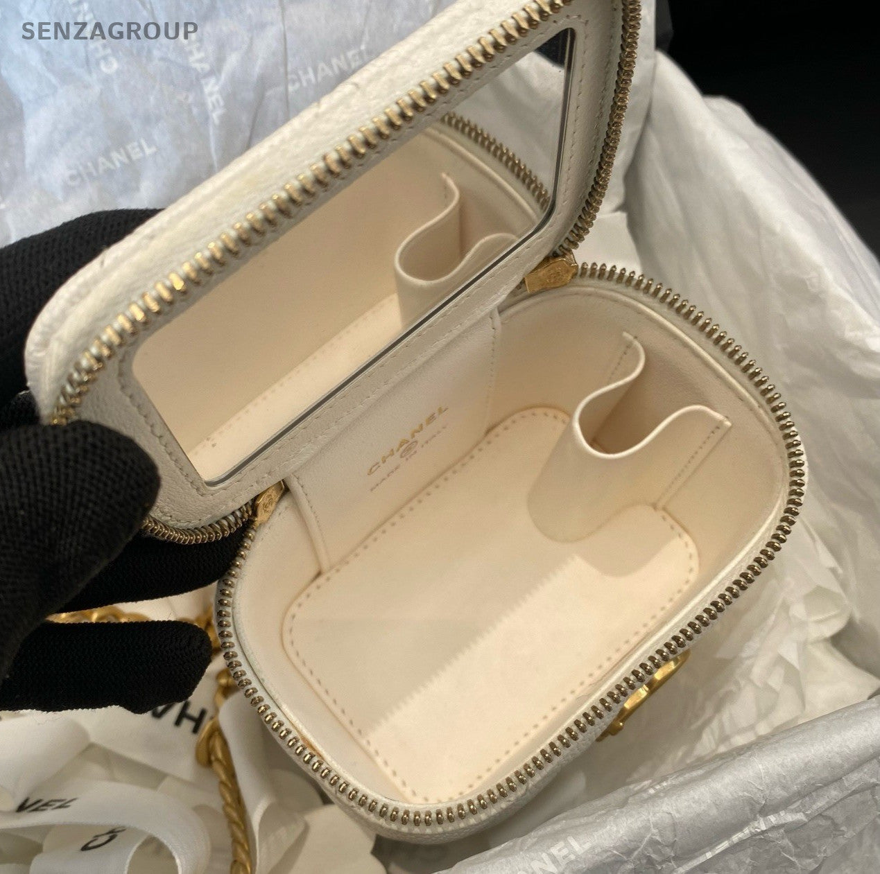 Chanel Vanity Case Calfskin Chain Shoulder Bag Crossbody White Gold Women